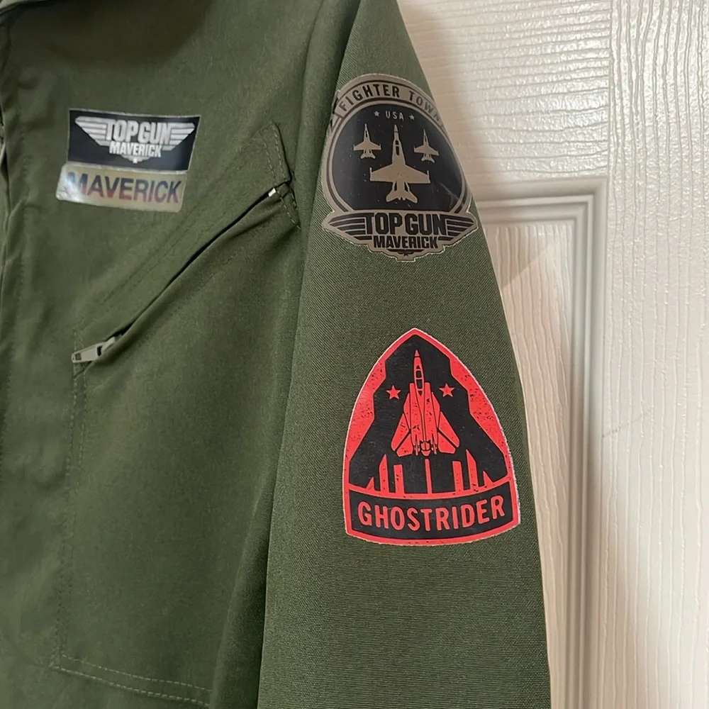 Rubies unisex-child size medium  Top Gun Maverick Deluxe flight suit